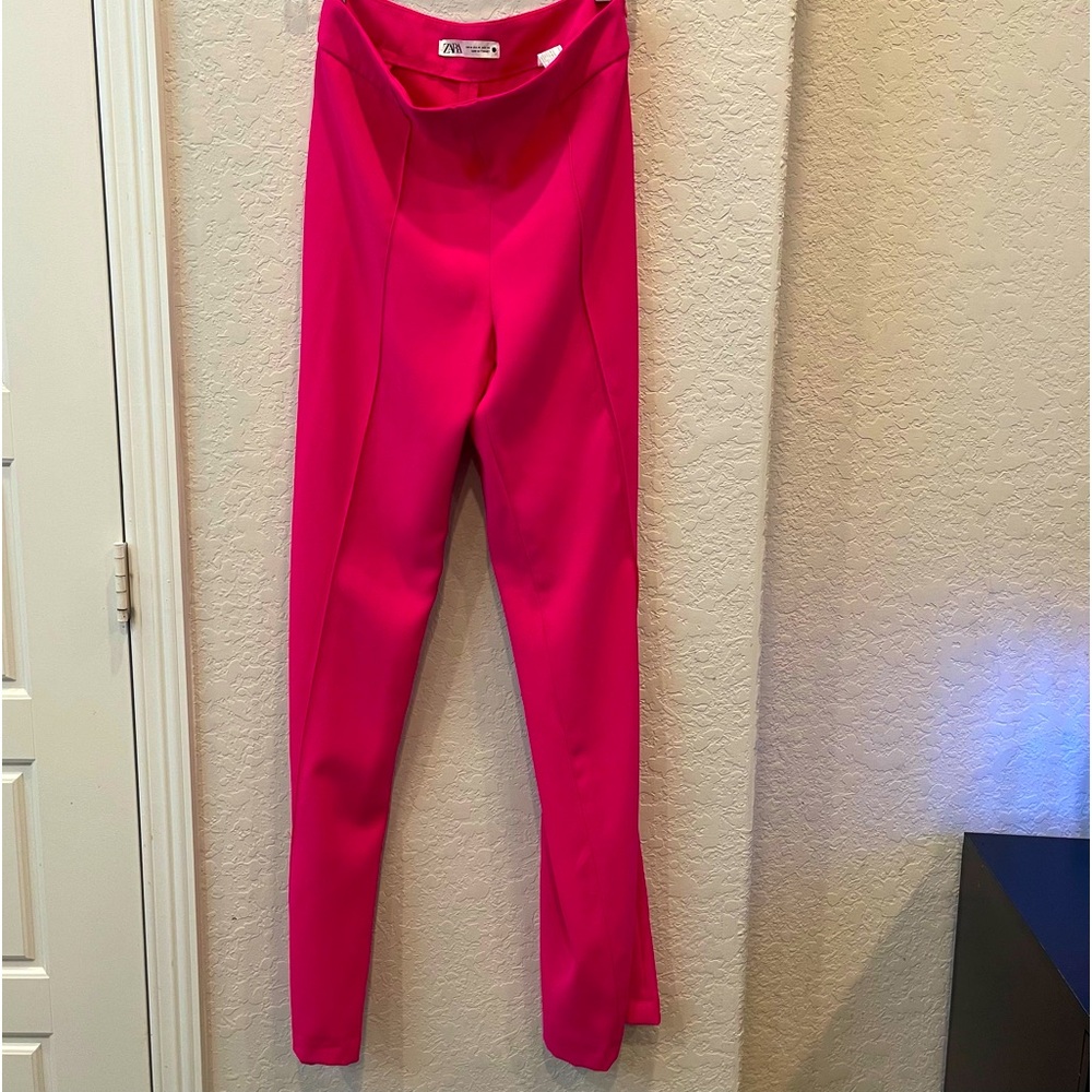 Zara Woman’s Wide Leg- High Waisted Pants/ Trousers Size: Medium, Preloved